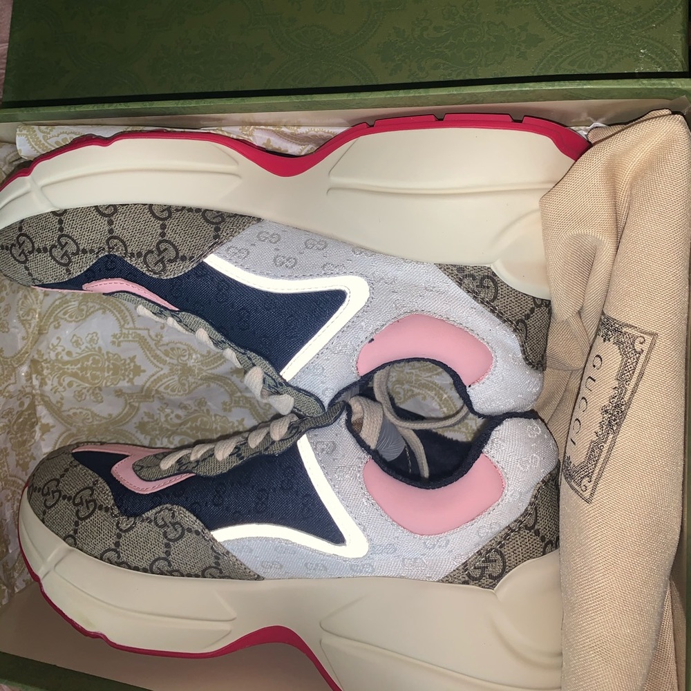 Gucci women sneakers